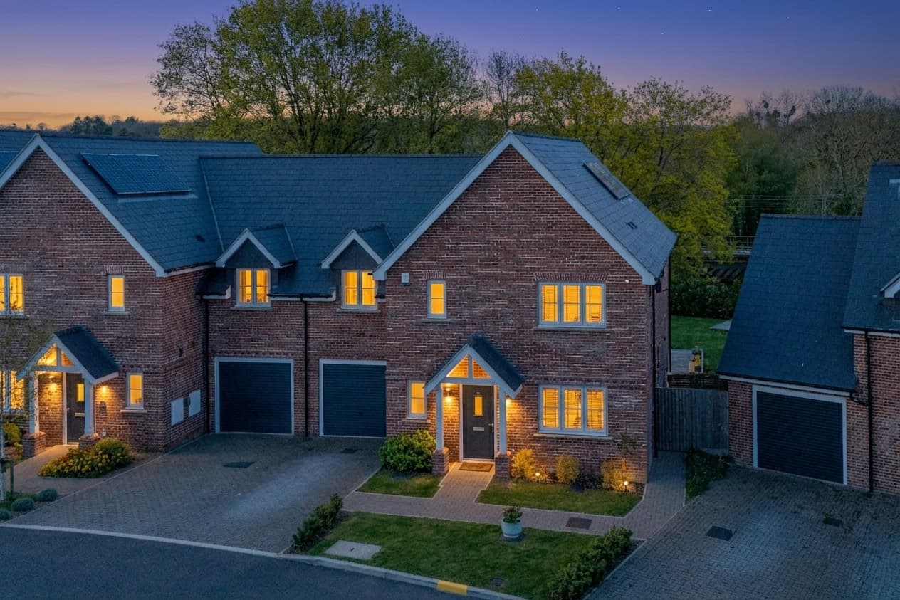 Joyce Frankland Close, Newport, CB11