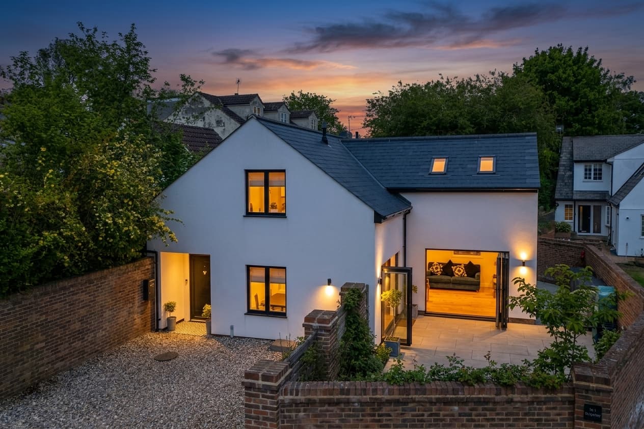 London Road, Newport, CB11